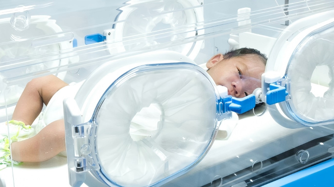 Nature子刊 | AI + 多组学：精准预测早产，守护宝宝健康