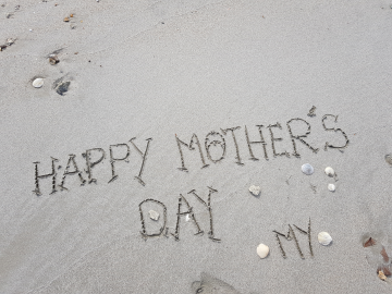A Mother's Day Message from Uruguay and the U.S: Happy Parents Make for Happy Children